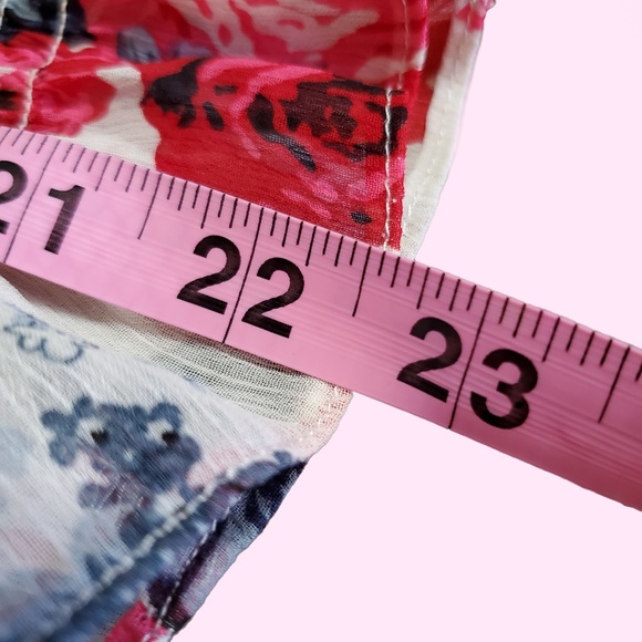 Dynamite Blouse - Picture 8 of 10